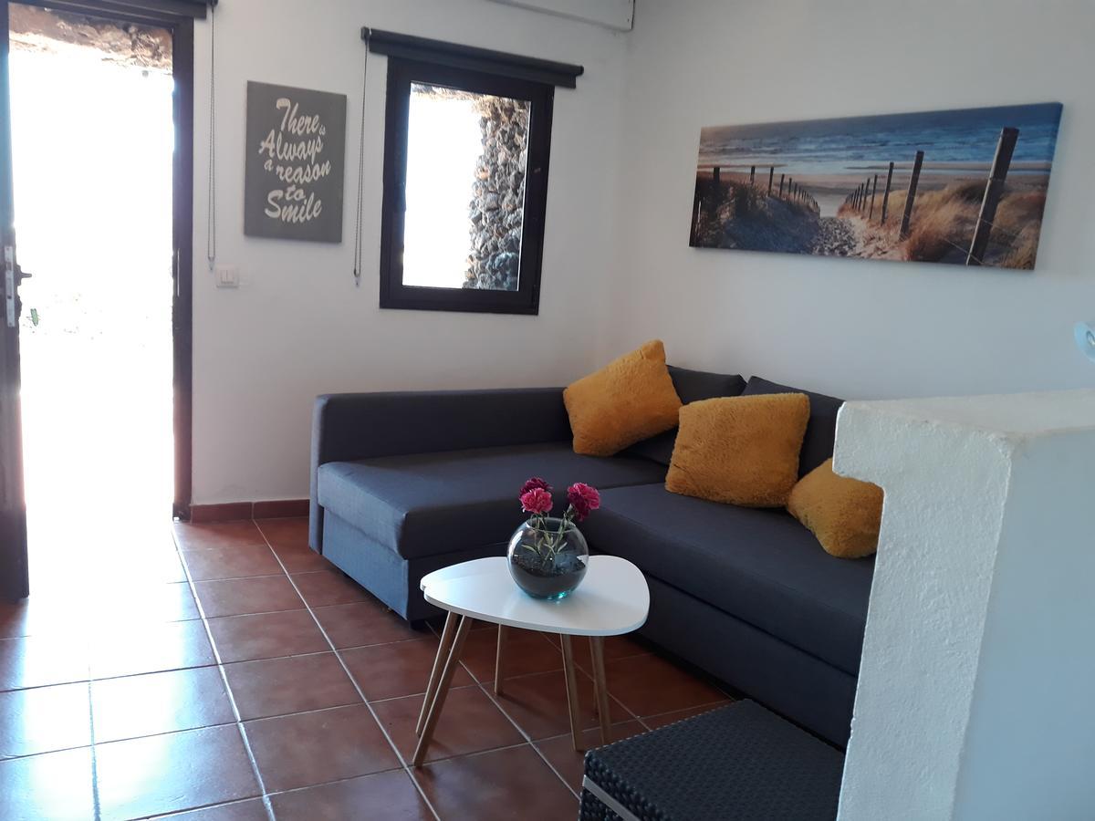 Loft La Tahonilla Pensionat Tías Exteriör bild