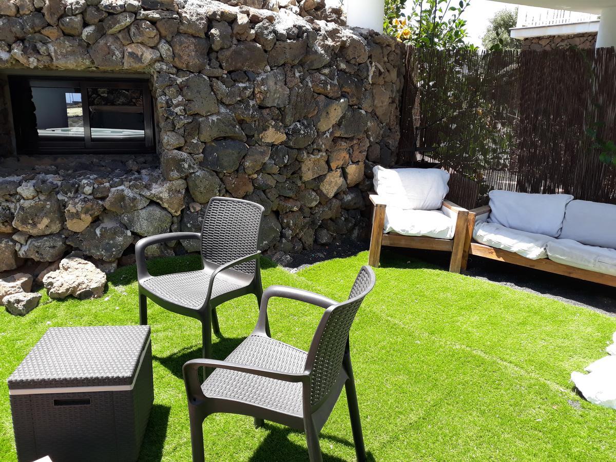 Loft La Tahonilla Pensionat Tías Exteriör bild