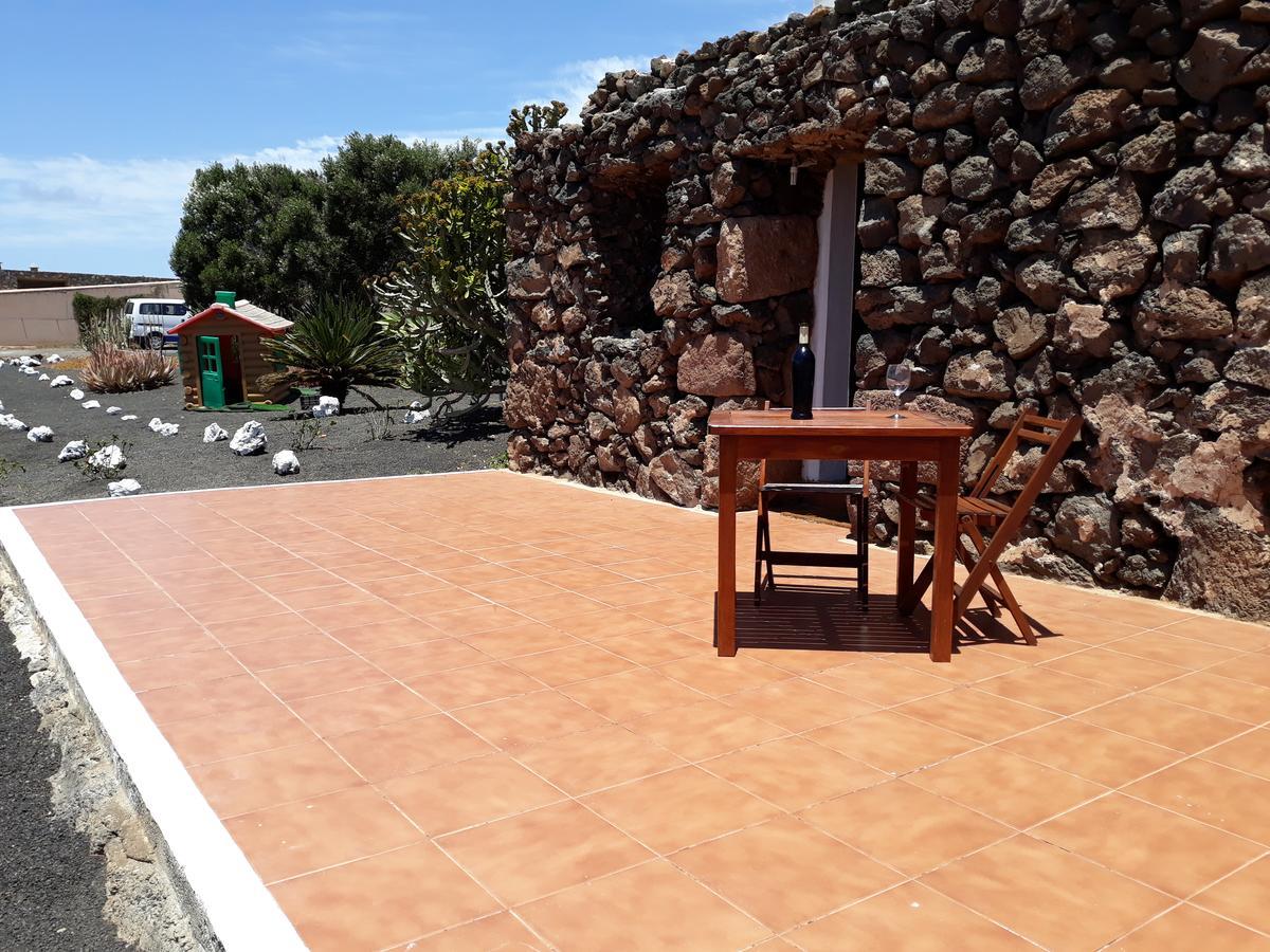 Loft La Tahonilla Pensionat Tías Exteriör bild